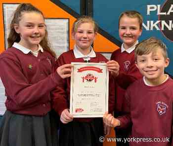 Good neighbour award for Carr Junior School