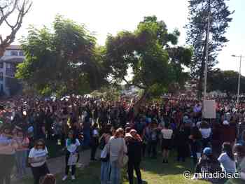 Manifestación por el 8M se inicia en la plaza Buenos Aires en La Serena - Mi Radio