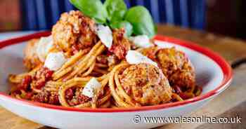 Frankie & Benny's launch meal deal and it includes a bottle of wine