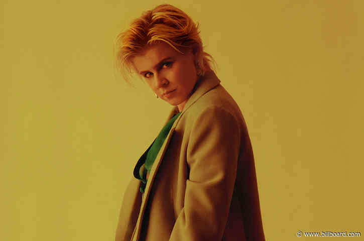 Lip Sync Herstory: 5 Things You Didn’t Know About Robyn’s ‘Call Your Girlfriend’