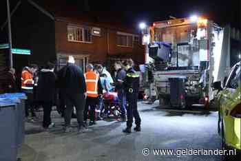 Vrouw raakt gewond bij ongeluk met vuilniswagen tijdens ophalen oud papier in Velp