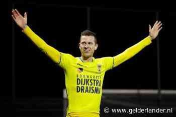 Cambuur verstevigt koppositie dankzij wereldgoal Mühren