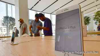 Longer wait for cheaper iPhone