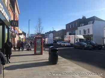 Police called to disturbance caused by group of youths on Eltham High Street