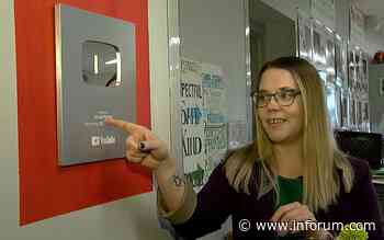 Local art teacher turned social media influencer reaches 100000 YouTube subscribers - INFORUM