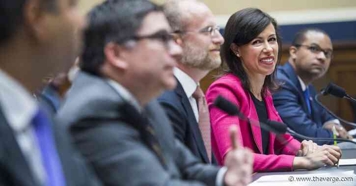 FCC under fire from senators over rural broadband funding limitations