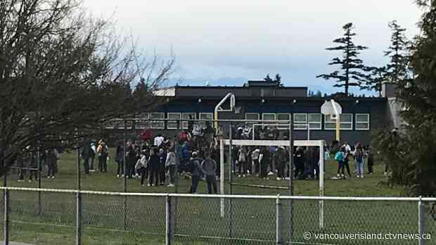 Bomb threat forces closure of Victoria high school