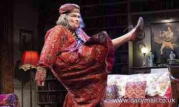 BLITHE SPIRIT REVIEW: Jennifer Saunders is a hit as a Noel Coward-penned mystic 