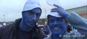 Despite coronavirus fears, Smurfs gather en masse to break world record     - CNET