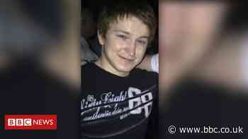 Swansea Walkabout lift crush death company fined £48k