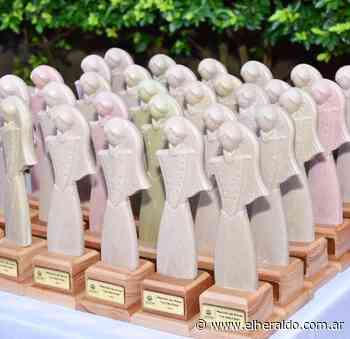 Entrega de distinciones “La Delfina” en Buenos Aires - elheraldo.com.ar