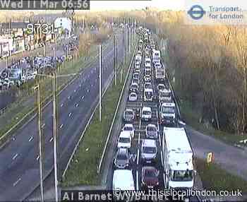 Morning update - Traffic on A1, A41 and A414