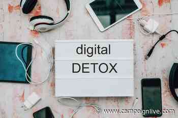 Marketers must prepare for declining smart phone usage