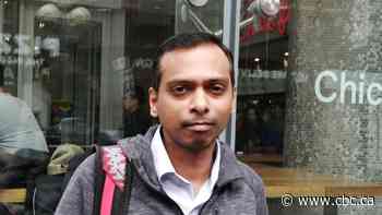Mississauga man loses passports, SIN card and landing papers in backpack snatching