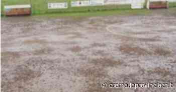 Si gioca nell'acqua, campo in erba sintetica - La Provincia