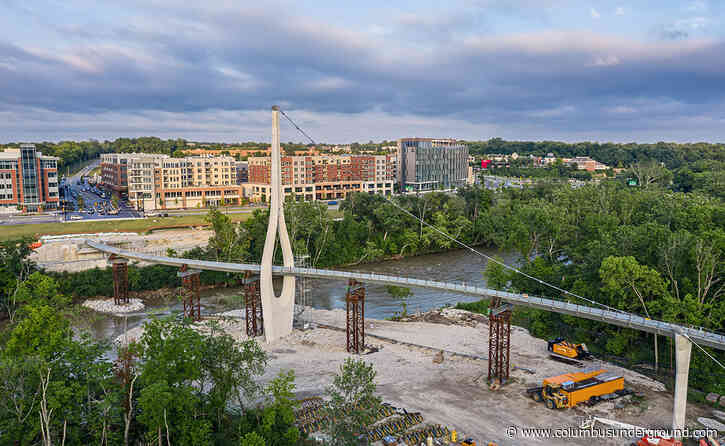 Photos: “Dublin Link” Pedestrian Bridge