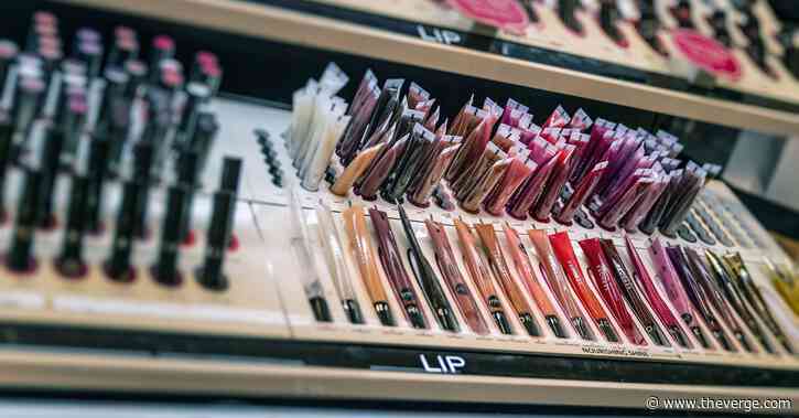 Last night, Sephora was the alternate universe where everything is fine