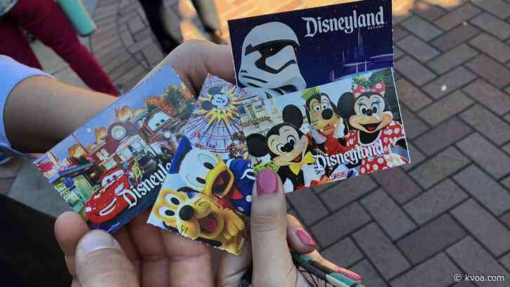 Disneyland to close on Saturday due to COVID-19 concerns
