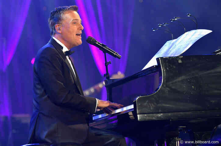 Michael W. Smith Hits Hot Christian Songs Top 10 With ‘Waymaker’: ‘It Brings the Audience to a Special Place’
