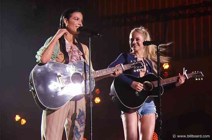 Halsey & Kelsea Ballerini Strum Together for Heartfelt ‘Homecoming Queen?’ Performance