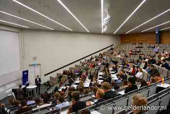 Radboud  gelast tentamens af; Wageningen Universiteit wél doorgaan; geen les HAN