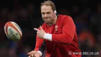 Alun Wyn Jones: Wales captain set to equal Richie McCaw's world record