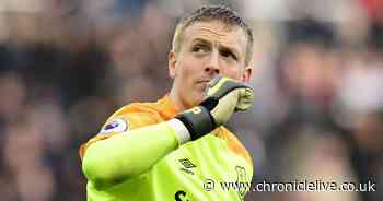 Jordan Pickford and entire Everton squad self-isolate after first team player reports symptoms