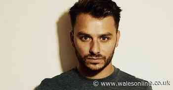 Dapper Laughs and friend play the 'Wetherspoons Game' - and get milk, sausages and tequila sent to their table