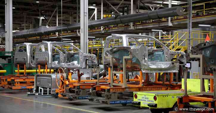 Automakers tell non-factory employees to work remote to avoid coronavirus spread