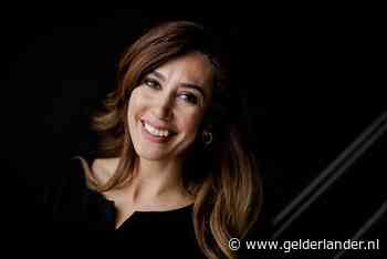 Fidan Ekiz vervangt verkouden Sophie Hilbrand in Op1