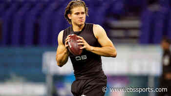 Oregon pro day: Top NFL Draft prospect Justin Herbert posts solid workout, shares laugh with Dolphins coach