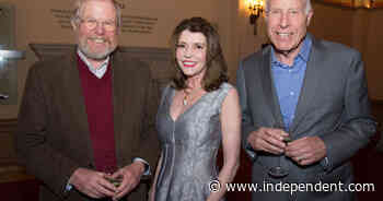 Arts & Lectures Donors Schmooze with Bill Bryson - Santa Barbara Independent