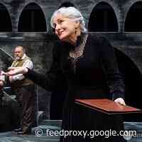 What Happens To ‘The Merchant Of Venice’ When Shylock Is A Woman?