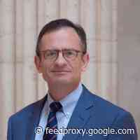 Met Museum Hikes Pay For Top Execs