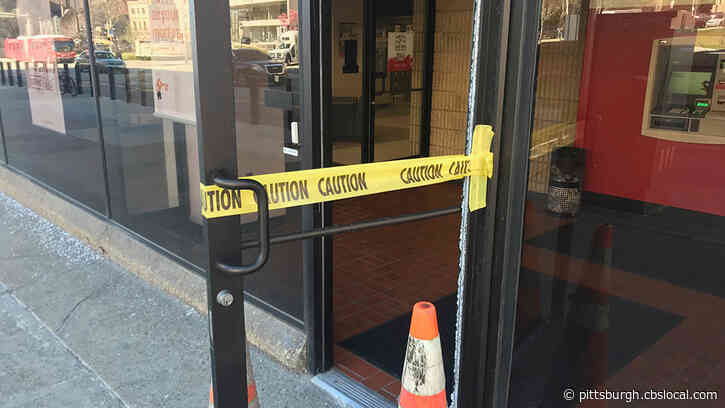 Police Respond To Deer Inside Downtown Pittsburgh Bank