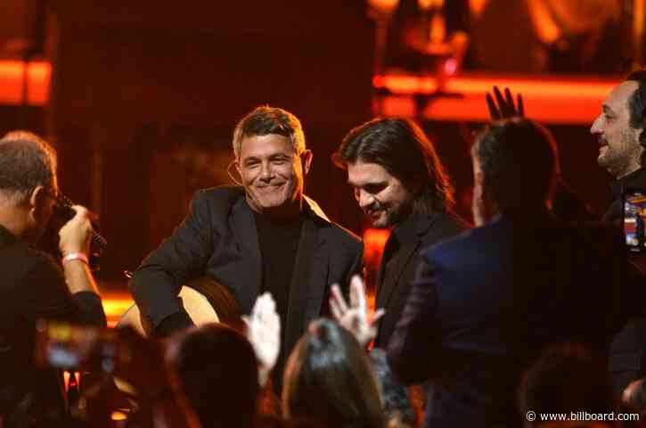 Alejandro Sanz & Juanes Launch Livestream Special After Coronavirus Cancelations