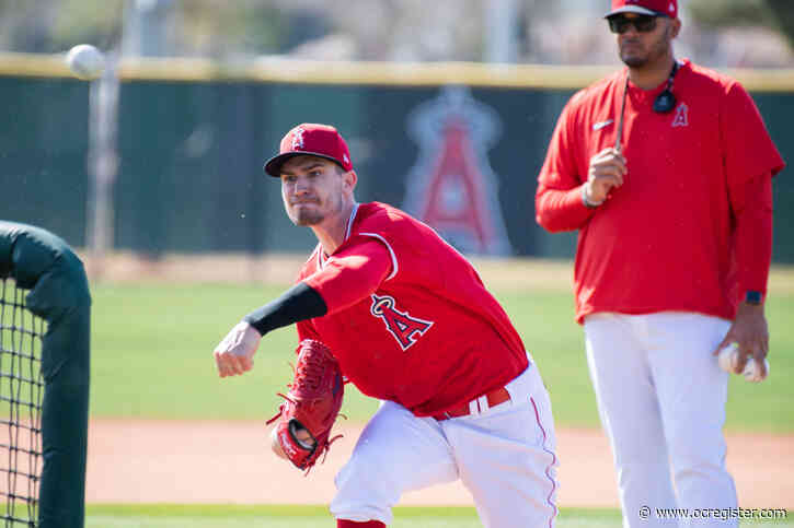 Angels’ Andrew Heaney is riding out the coronavirus delay in Arizona … for now