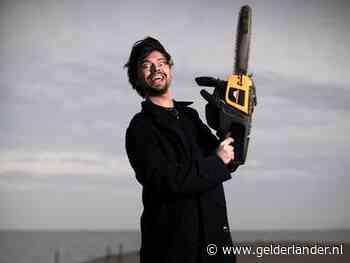 Cabaretier Stefano Keizers: genie of ‘aandachtsgeile prutser’?