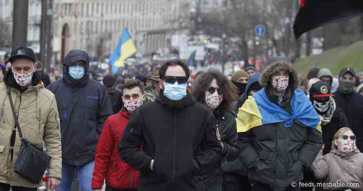 It may be easier to get coronavirus than we thought