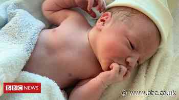 Woman gives birth in back of London taxi