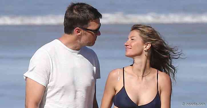 Tom Brady and Gisele Bündchen Enjoy Romantic Stroll on the Beach During Trip to Costa Rica