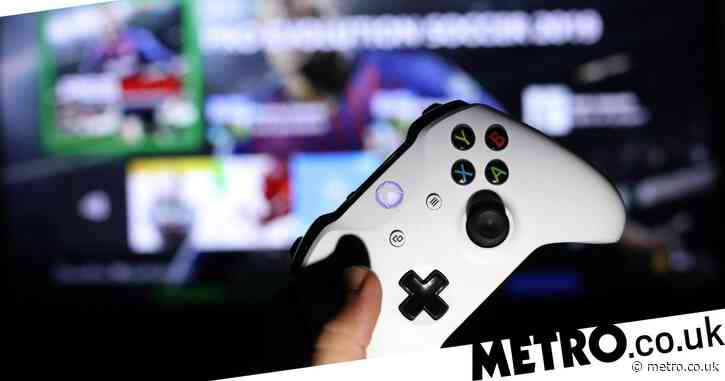 Xbox Live users frustrated as servers go down leaving players unable to sign in