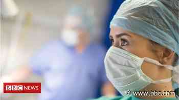 Coronavirus: Queen's medical students' health service placements halted - BBC News