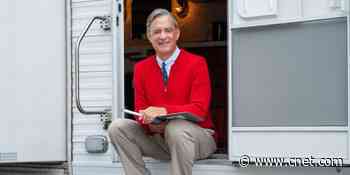 Tom Hanks channels Mister Rogers, thanks 'helpers' from coronavirus quarantine     - CNET