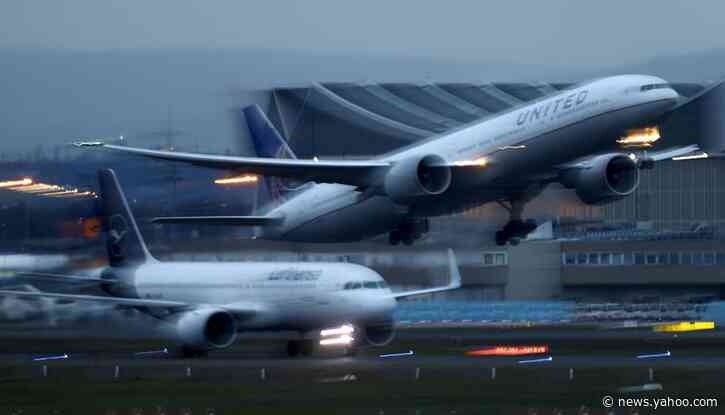 United warns of cash bleed, empty planes even after more schedule cuts