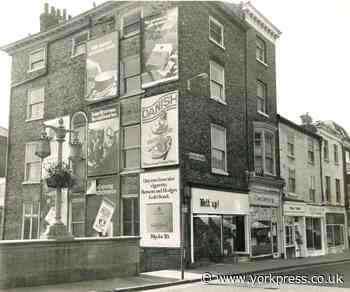 A quick history of York advertising hoardings