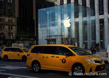 Apple, some U.S. retailers close stores to contain virus