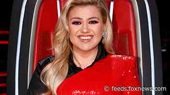 Coronavirus concerns cause Kelly Clarkson to postpone Las Vegas residency