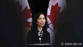 Airport screening measures to be enhanced, Canada's chief medical doctor says