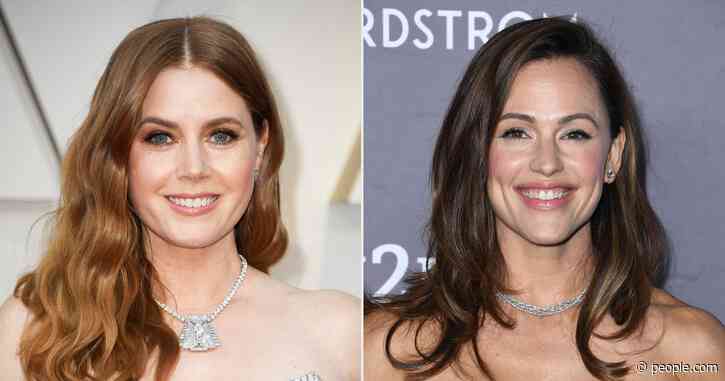 Amy Adams Joins Instagram for a Good Cause — with Help from Pal Jennifer Garner!